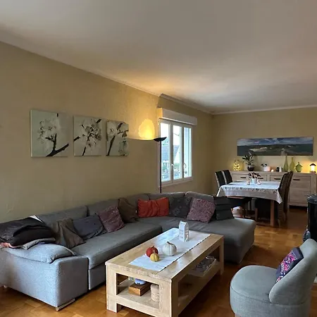 Maison De Centre-ville Au Calme Avec Jardin Et Parkings *