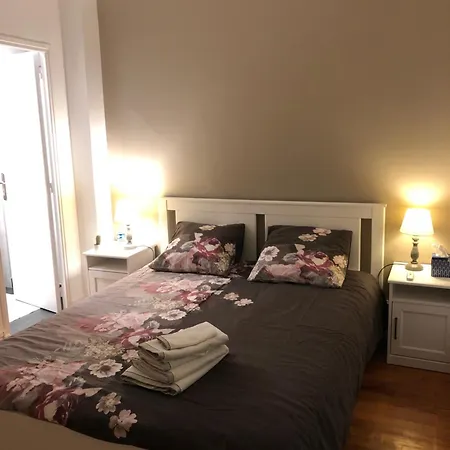 בית נופש Maison De Centre-ville Au Calme Avec Jardin Et Parkings קאין
