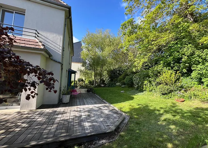 Maison De Centre-ville Au Calme Avec Jardin Et Parkings Feriehus *