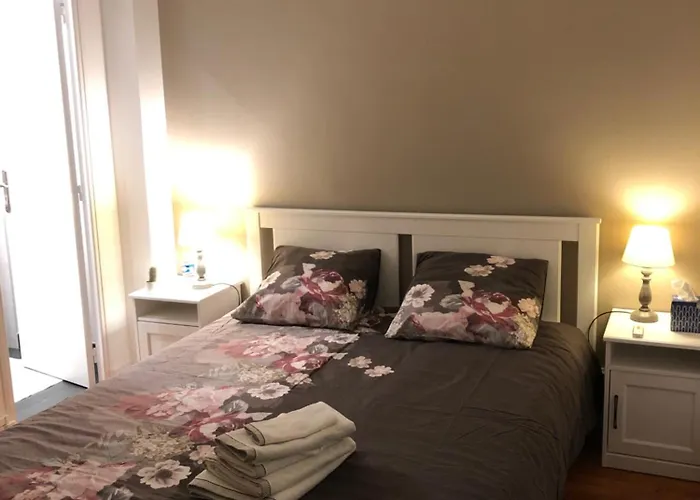 펜션 Maison De Centre-ville Au Calme Avec Jardin Et Parkings 캉